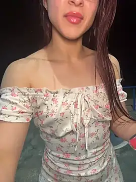 Snapshot of Debby_ryann chatting on 05.17.26 Debby ryann online show from 05.17.26