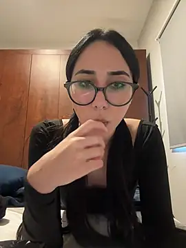 Snapshot of juliacosta chatting on 04.04.26 juliacosta online show from 04.04.26