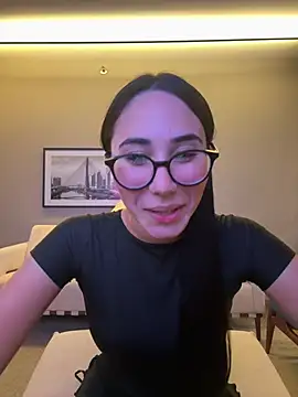 Snapshot of juliacosta chatting on 04.25.26 juliacosta online show from 04.25.26