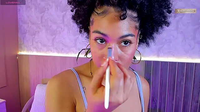Snapshot of baddie_delaylaa chatting on 05.11.26 baddie delaylaa online show from 05.11.26