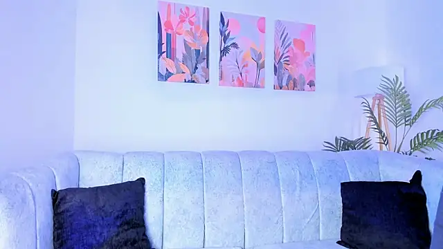 Velvet Noir  online show from 06.30.26