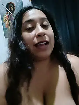 Snapshot of Cadiee chatting on 08.02.26 Cadiee online show from 08.02.26