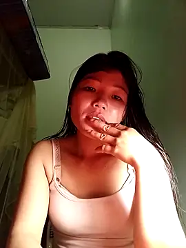 Snapshot of -Quyny- chatting on 04.02.26 -Quyny- online show from 04.02.26
