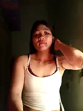Snapshot of -Quyny- chatting on 04.12.26 -Quyny- online show from 04.12.26