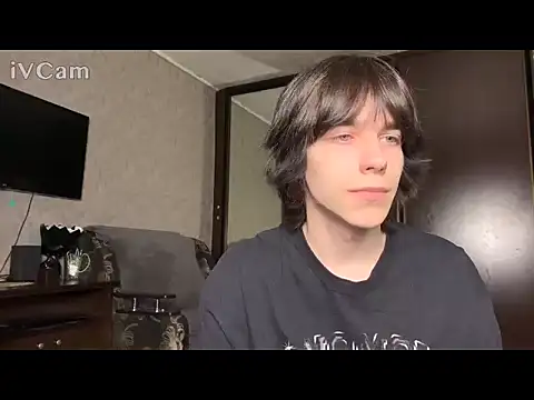 Snapshot of mason_silver chatting on 04.10.26 mason silver online show from 04.10.26