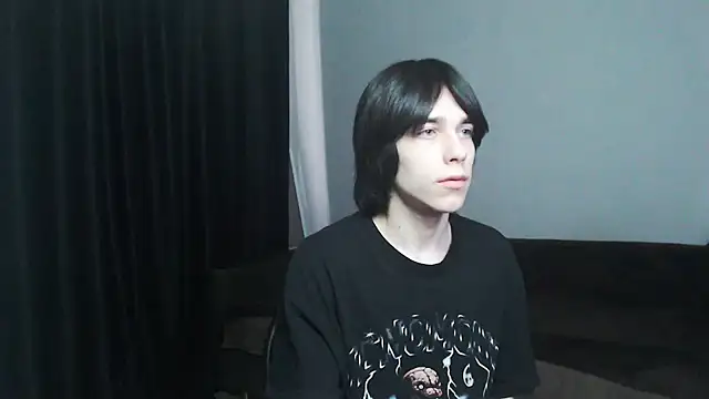 Snapshot of mason_silver chatting on 04.13.26 mason silver online show from 04.13.26