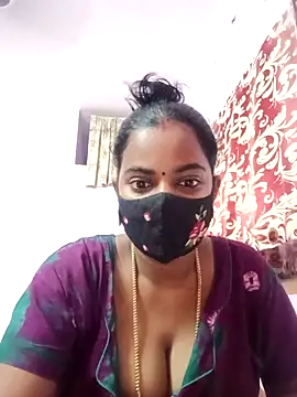 Snapshot of tamilratchasii chatting on 04.08.26 tamilratchasii online show from 04.08.26