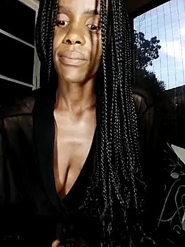 Snapshot of CaramelCandyxx chatting on 03.27.26 CaramelCandyxx online show from 03.27.26