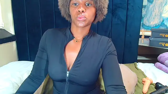 Snapshot of CaramelCandyxx chatting on 07.03.26 CaramelCandyxx online show from 07.03.26