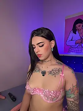 Snapshot of sabrina_voss chatting on 04.01.26 sabrina voss online show from 04.01.26