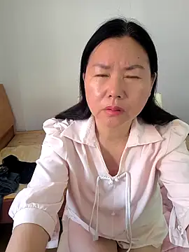 Snapshot of muaasoo chatting on 04.18.26 muaasoo online show from 04.18.26