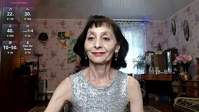 Snapshot of Shooting-Star- chatting on 04.22.26 Shooting-Star- online show from 04.22.26