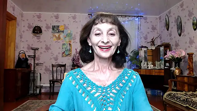 Snapshot of Shooting-Star- chatting on 05.13.26 Shooting-Star- online show from 05.13.26