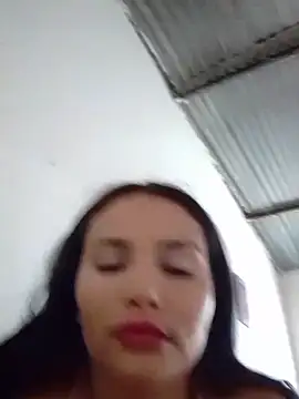 Snapshot of scarletmouse chatting on 04.10.26 scarletmouse online show from 04.10.26