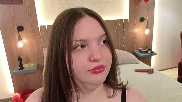 Snapshot of Kristy_Grace chatting on 04.18.26 Kristy Grace online show from 04.18.26