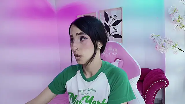 Snapshot of Palmer_foxx chatting on 05.15.26 Palmer foxx online show from 05.15.26