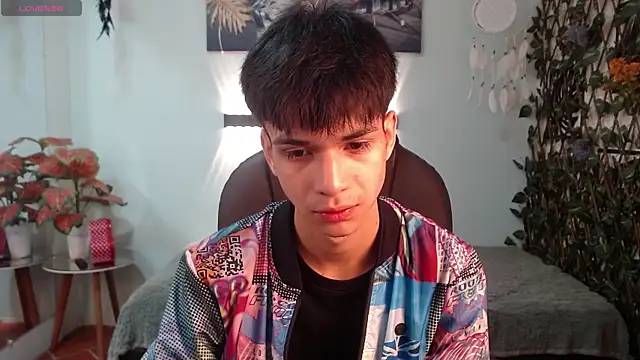 Snapshot of maxim_rod chatting on 05.21.26 maxim rod online show from 05.21.26