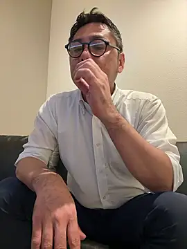 Snapshot of RYUICHI_1919 chatting on 06.12.26 RYUICHI 1919 online show from 06.12.26