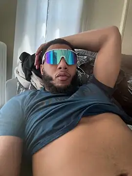 Snapshot of ThisTheRealD chatting on 06.29.26 ThisTheRealD online show from 06.29.26