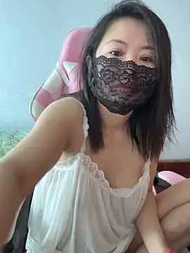 Snapshot of xiaxia-2026 chatting on 04.20.26 xiaxia-2026 online show from 04.20.26