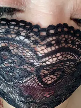 Snapshot of xiaxia-2026 chatting on 04.22.26 xiaxia-2026 online show from 04.22.26
