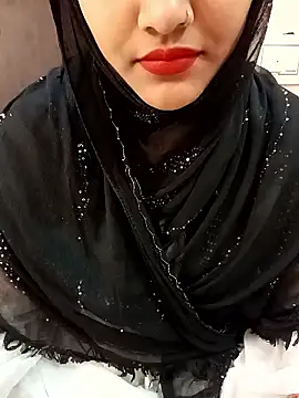 Snapshot of Miss_Noor__ chatting on 05.31.26 Miss Noor online show from 05.31.26