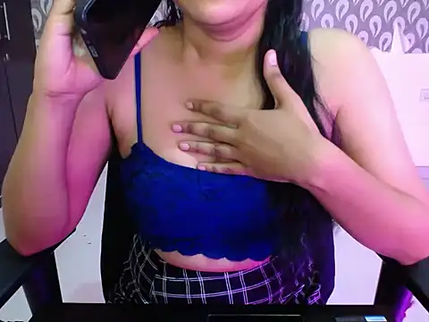 Snapshot of Riya_saini06 chatting on 06.15.26 Riya saini06 online show from 06.15.26