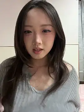 Snapshot of Alice-babyone chatting on 05.11.26 Alice-babyone online show from 05.11.26