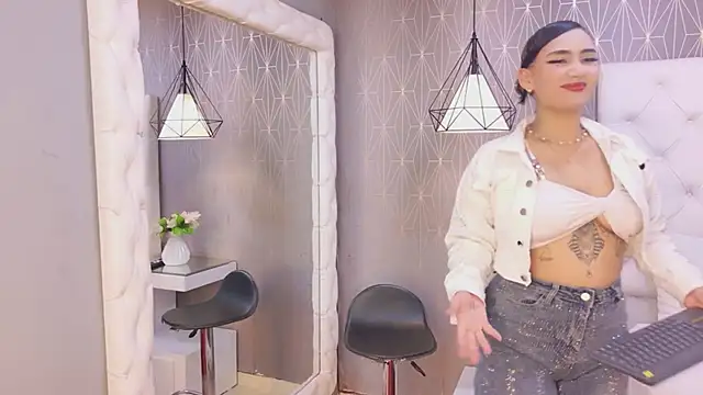 LexiSmile online show from 05.02.26