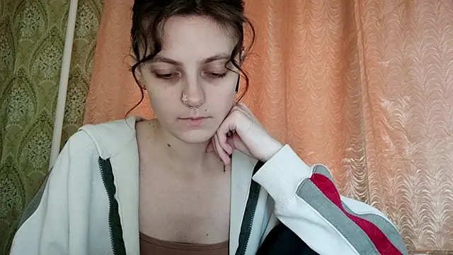 ShirleyNibbs online show from 04.02.26