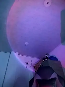 Snapshot of SAMIISQUIIRT chatting on 03.28.26 SAMIISQUIIRT online show from 03.28.26