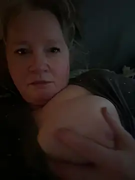 Tinchen Milf online show from 04.14.26