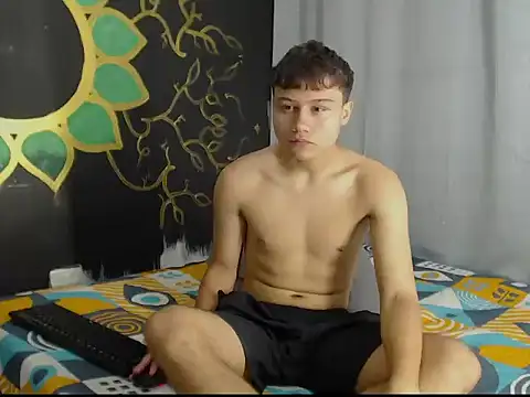 Boy Lovely18 online show from 04.01.26