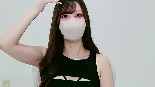 Snapshot of rena_1 chatting on 05.02.26 rena 1 online show from 05.02.26