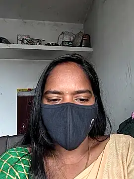 Snapshot of Tamil_Sangeetha chatting on 04.10.26 Tamil Sangeetha online show from 04.10.26