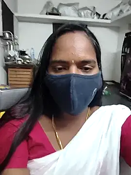 Snapshot of Tamil_Sangeetha chatting on 04.15.26 Tamil Sangeetha online show from 04.15.26