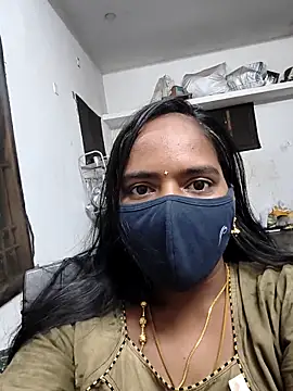 Snapshot of Tamil_Sangeetha chatting on 04.23.26 Tamil Sangeetha online show from 04.23.26
