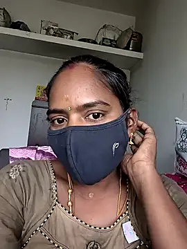Snapshot of Tamil_Sangeetha chatting on 04.28.26 Tamil Sangeetha online show from 04.28.26