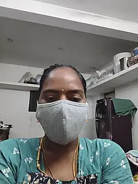 Snapshot of Tamil_Sangeetha chatting on 07.12.26 Tamil Sangeetha online show from 07.12.26