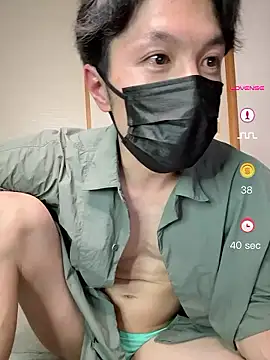 Snapshot of -YumaUemura- chatting on 05.20.26 -YumaUemura- online show from 05.20.26