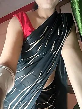 Snapshot of Curvy_Sanaya chatting on 04.15.26 Curvy Sanaya online show from 04.15.26