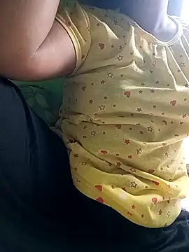 Snapshot of Dola_mone chatting on 04.16.26 Dola mone online show from 04.16.26