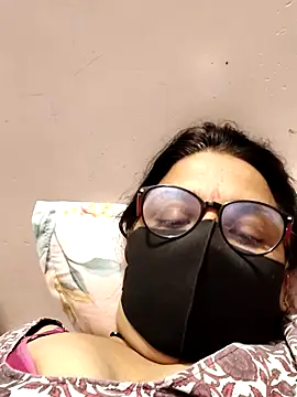 Snapshot of purvi46 chatting on 04.01.26 purvi46 online show from 04.01.26