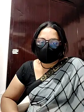 Snapshot of purvi46 chatting on 04.12.26 purvi46 online show from 04.12.26
