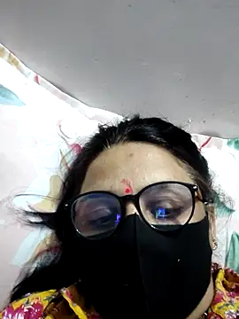 Snapshot of purvi46 chatting on 04.23.26 purvi46 online show from 04.23.26