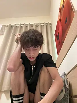 Snapshot of sexyboy-3525 chatting on 05.11.26 sexyboy-3525 online show from 05.11.26
