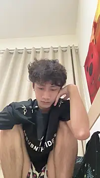 Snapshot of sexyboy-3525 chatting on 05.15.26 sexyboy-3525 online show from 05.15.26