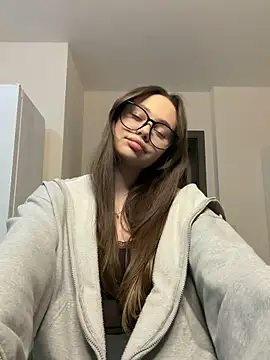 NIKAGPT online show from 04.08.26