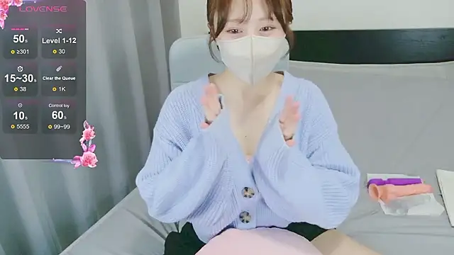 Snapshot of niko_1012 chatting on 04.02.26 niko 1012 online show from 04.02.26