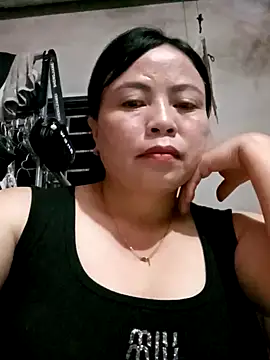 Snapshot of -Hami- chatting on 04.30.26 -Hami- online show from 04.30.26